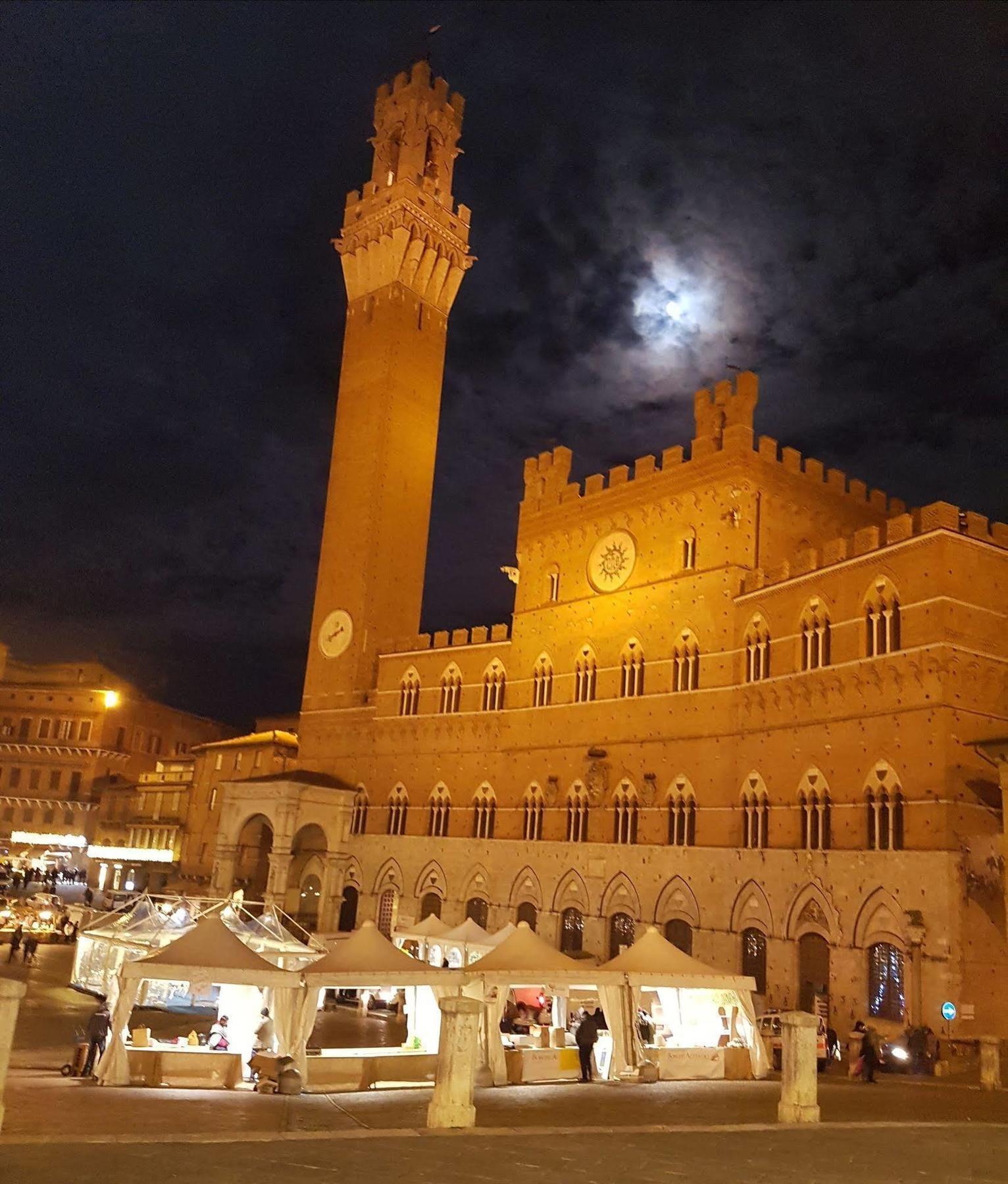 Bnb Residenza D Epoca Il Casato Bed & Breakfast Siena Exterior photo